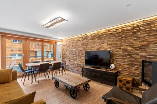 Saas-Fee Apartment | Centre de Saas-Fee - 2 chambres - balcon & patio