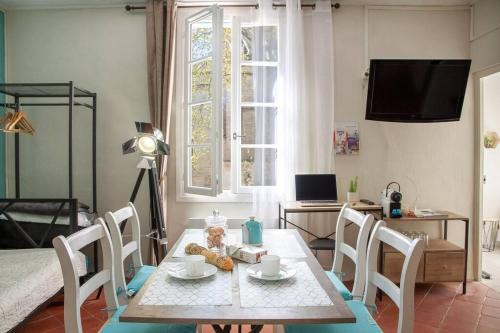 Avignon City Centre Apartment | Centre Palais des Papes B2 Clim - 123Avignon