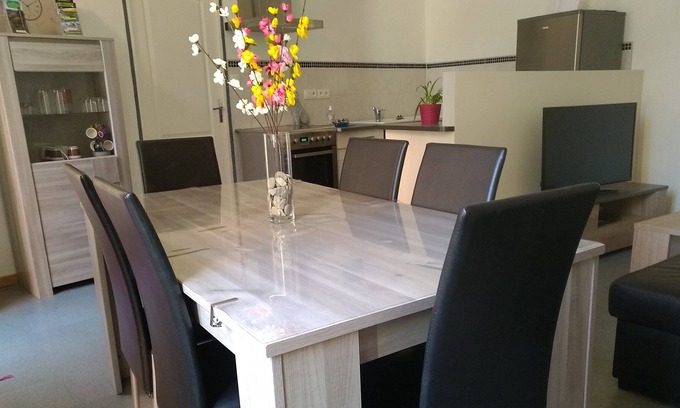 Millau Apartment | Centre ville Millau - Wifi, Parking gratuit - proche des commerces