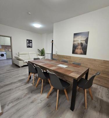 Plauen Apartment | Centro - bis 9 Gäste