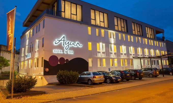 Muelheim Hotel | Centro Hotel Ayun DELUXE