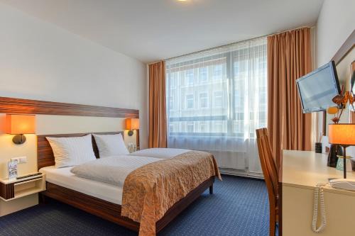 Western Ring Area Hotel | Centro Hotel Braunschweig City, Trademark Collection by Wyndham