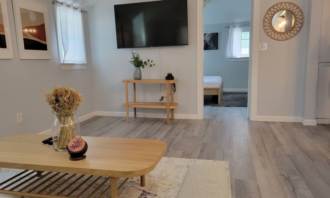 Innovation District Apartment | Century House - Walkable to the University of Florida, Includes Parking
