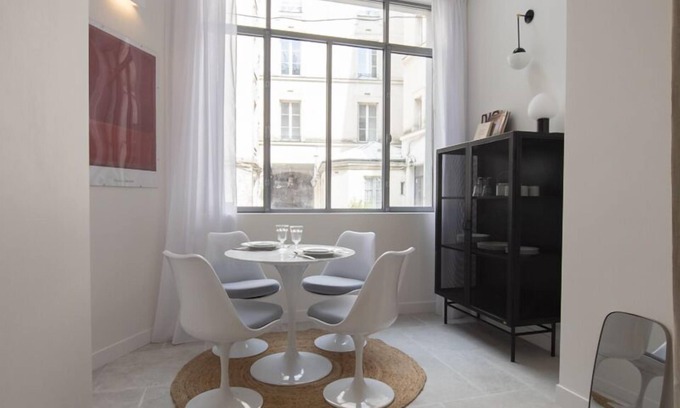 Arsenal Apartment | Cerisaie, Studio/1 BA, 2 people