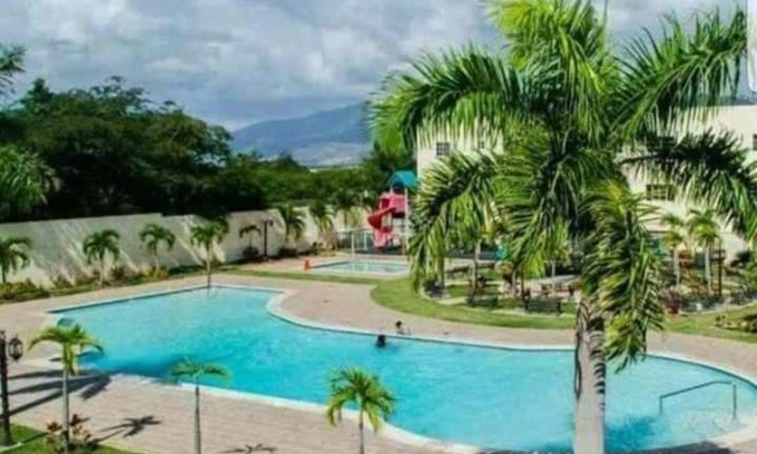 Gregorio Luperon Apartment | Cerro Altos jardin 809-488-8618