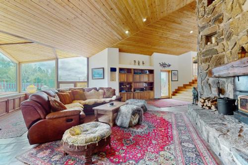 Arroyo Seco House | Château des Montes