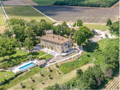 Charols Hotel | Château Les Oliviers de Salettes