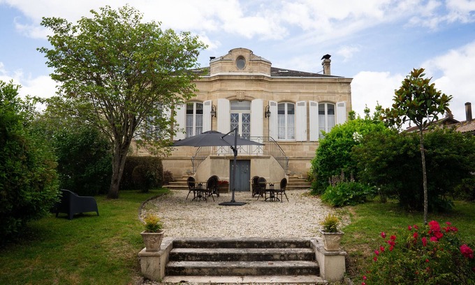 Saint-Estephe House | Château Papounan