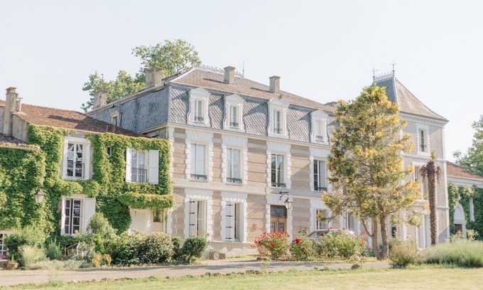 Mazerolles-du-Razes Apartment | Château Saint-joseph: Très Grand Gîte en Pleine Nature