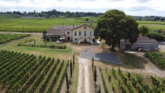Saint-Emilion Bed & Breakfast | Château Vieux Clos Saint-Émilion Élise