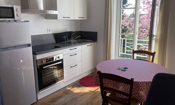 Bagnoles-de-l'Orne Apartment | Charming T1 - twin beds