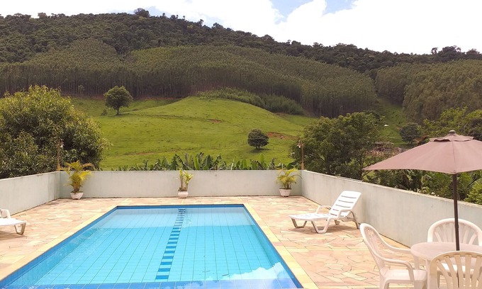 Serra Negra House | Chacara Recanto Paraíso in a privileged place.
