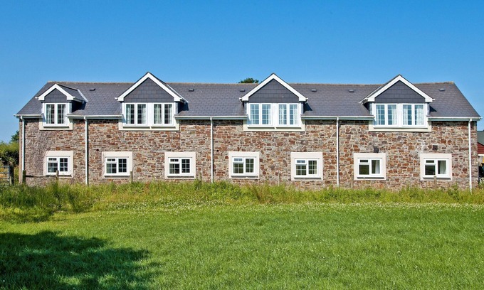 Woolfardisworthy Apartment | Chaffinch Apartment - UK49307