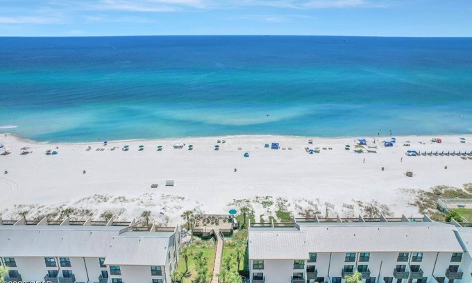 Biltmore Beach Condo | CHAIR SERVICE! Private Beach Entry, 2nd Floor Condo, Pool & Spa, Kid-Friendly!
