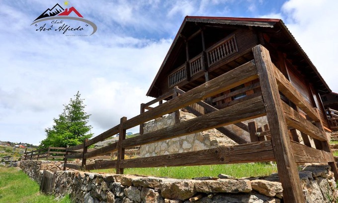 Penhas da Saude Ski Chalet | Chalé Avô Alfredo