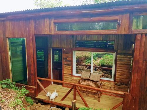 Praia Grande Ski Chalet | Chalé Espelhado no Itaimbezinho