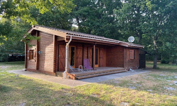 Vendays-Montalivet Ski Chalet | Chalet 10min from the ocean on large wooded grounds! Ideal for families!
