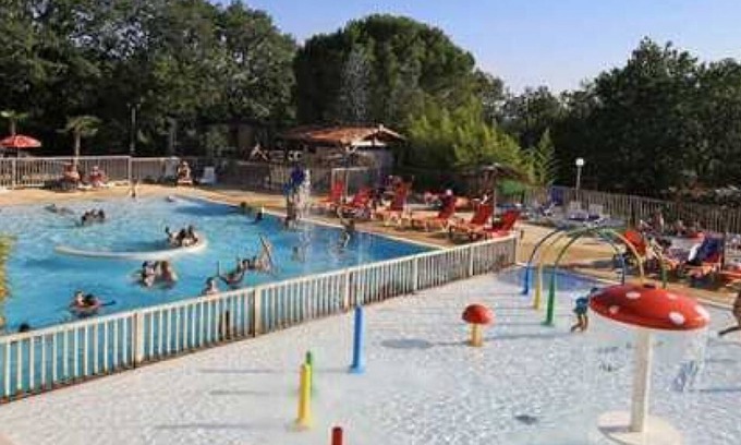 Crayssac Ski Chalet | Chalet 4 étoiles - Piscine - eechcd