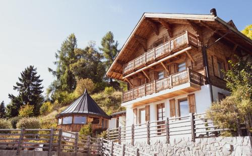Chamoson Ski Chalet | Chalet 4 Saisons with jacuzzi - Ovronnaz