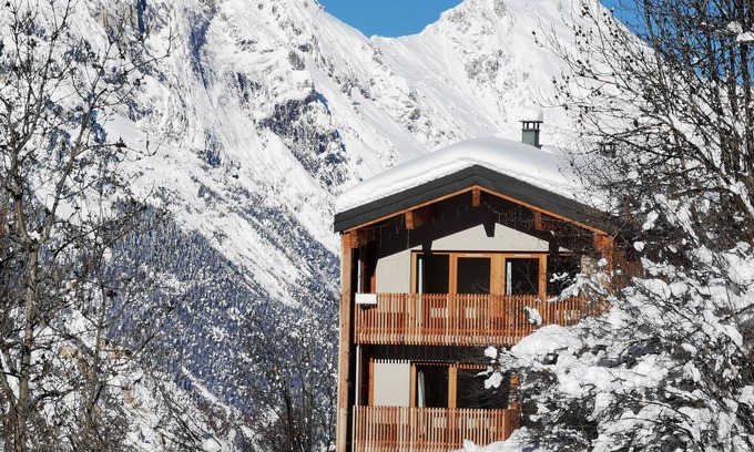 Valmeinier Ski Chalet | Chalet 4* , space, comfort, charm, view, sauna, fireplace