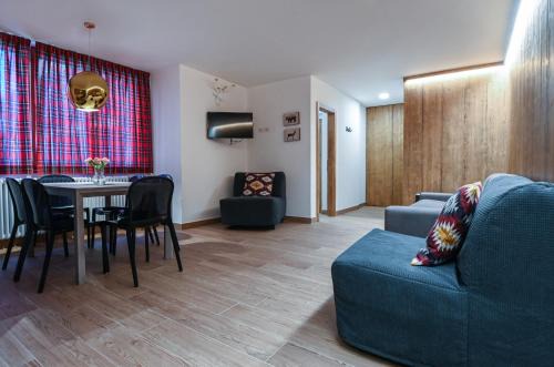 Madonna di Campiglio Apartment | Chalet 5 Laghi/LuxApt/Town Centre