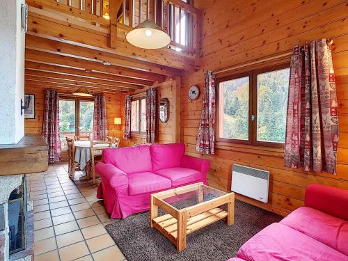 La Clusaz Ski Chalet | Chalet 8 pers à La Clusaz avec cheminée et parking privé - FR-1-818-55