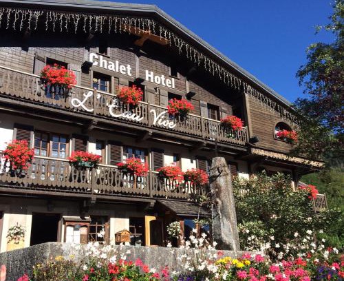 Saint-Nicolas-la-Chapelle Apartment | Chalet Appart'Hôtel l'Eau Vive