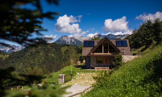Poljubinj Ski Chalet | Chalet above Soca Valley - Astra Montana