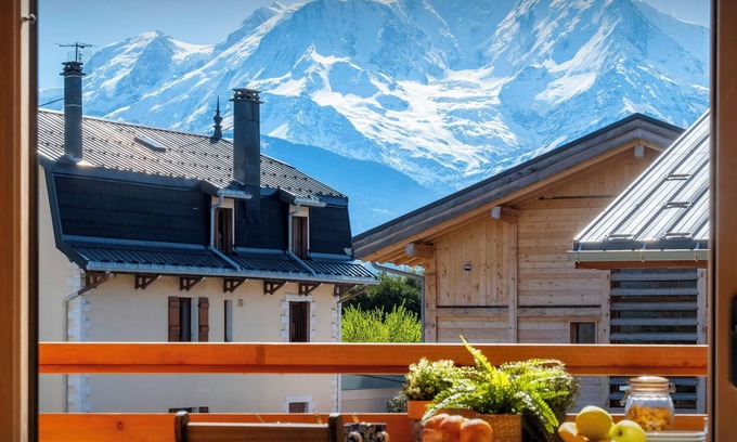 Combloux Ski Chalet | Chalet Alpayak - enjoy a mountain holiday for 8 with hot tub - OVO Network