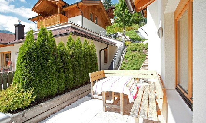 Hinterglemm Ski Chalet | Chalet apartment in ski area Saalbach-Hinterglemm