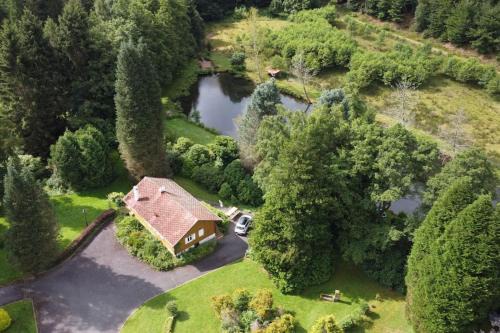 Saint-Quirin Ski Chalet | Chalet au bord de l’eau