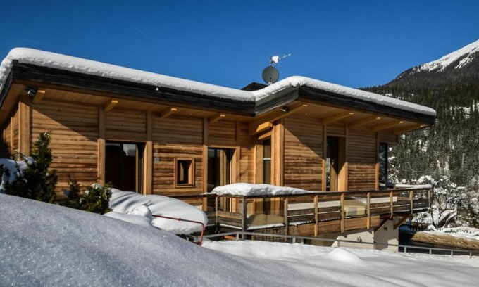 Les Houches Ski Chalet | Chalet Base Camp