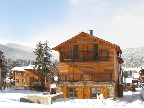 Formigueres Ski Chalet | Chalet BeauBois