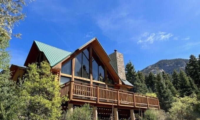 Arroyo Seco House | Chalet Cascada El Salto