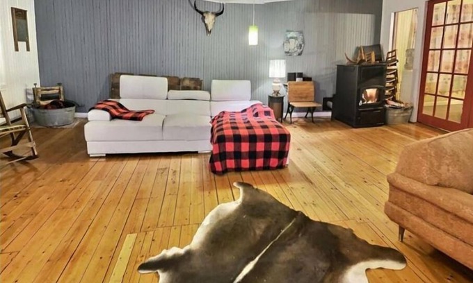 La Mitis Ski Chalet | Chalet Chez Frid