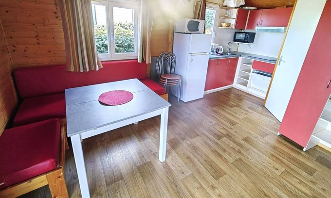 Agde Ski Chalet | Chalet climatisé pour 6 avec piscine, parking, et terrasse au calme proche du Cap d'Agde