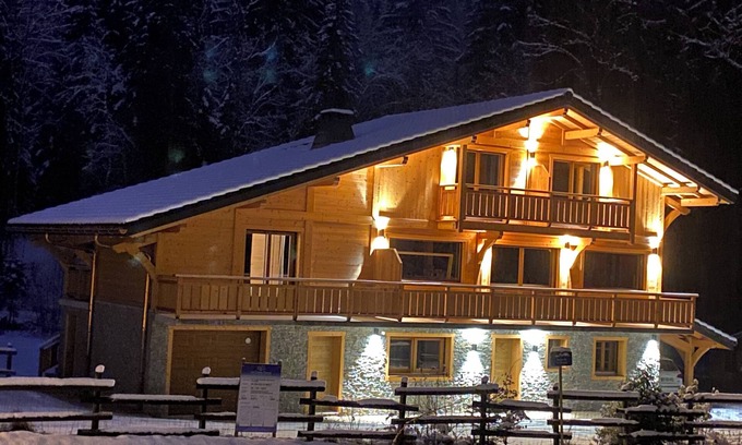 Chatel Ski Chalet | Chalet de 230 m2 récent 12 pers 6 ch 5 sdb à Châtel Multipass summer member