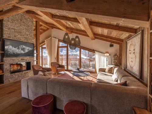 Le Praz Ski Chalet | Chalet de Luxe avec Piscine et Sauna, Proche des Pistes à Courchevel - FR-1-568-33
