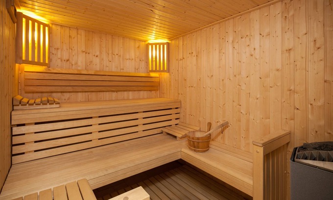 Meribel Ski Chalet | CHALET DE LUXE in MERIBEL, 18 pers - swimming pool - services included