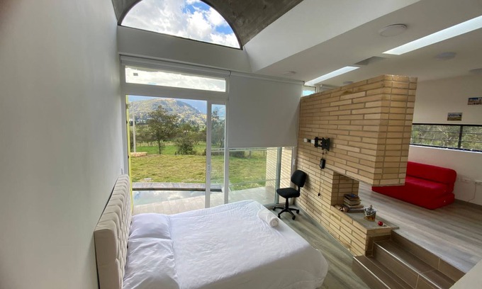 La Chapa House | Chalet en el Campo muy Discreto con Jakuzzi a Temperatura Termal y Piscina Fría