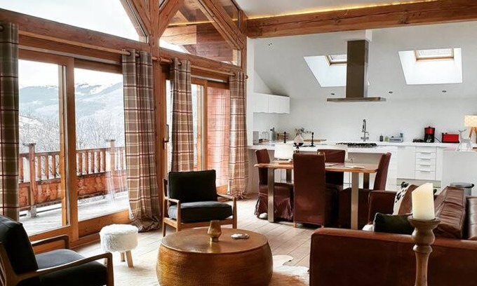 Sainte-Foy-Tarentaise Ski Chalet | Chalet entier 110m2 avec vue et sauna à 10 min des pistes