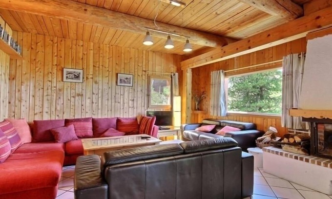 Plagne Centre Ski Chalet | Chalet for 15 people, close to slopes, 7 bedrooms with bathrooms