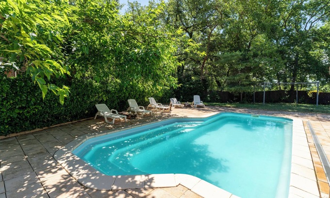 Mirabel-aux-Baronnies Ski Chalet | Chalet 'Gite Thym' with Shared Pool, Private Terrace and Wi-Fi
