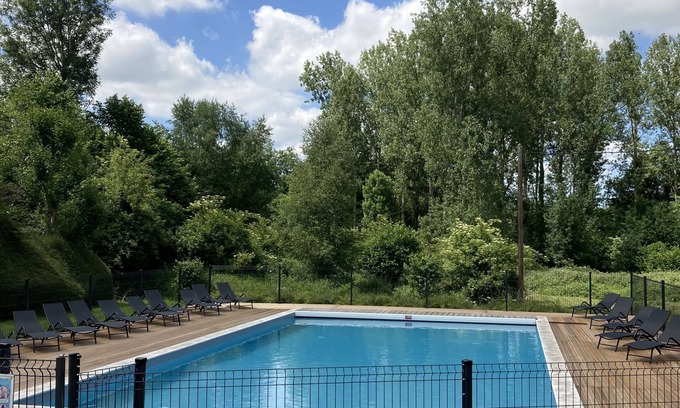Auquainville House | chalet-gîte 6 pers. Normandy Heated swimming pool from mid-May to September