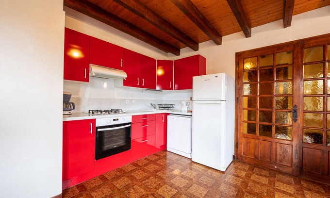 Serraval Ski Chalet | Chalet "Gîte Serraval Choseaux" with Mountain View, Private Garden & Balcony