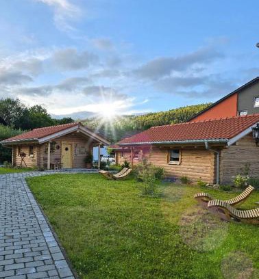 Regenhutte Ski Chalet | Chalet Hüttendorf 49 gradnord