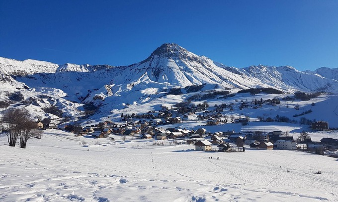 Albiez-le-Vieux Ski Chalet | Chalet in Albiez-Montrond