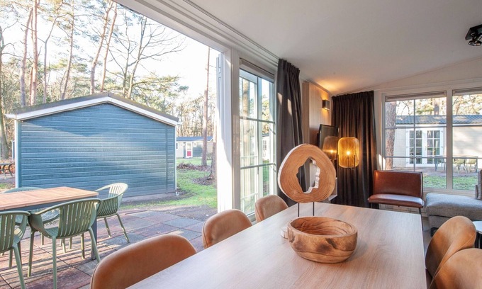 Vlierden Ski Chalet | Chalet in De Peel Near Forest