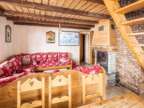 Plagne 1800 Ski Chalet | Chalet in La Plagne near Ski Slopes