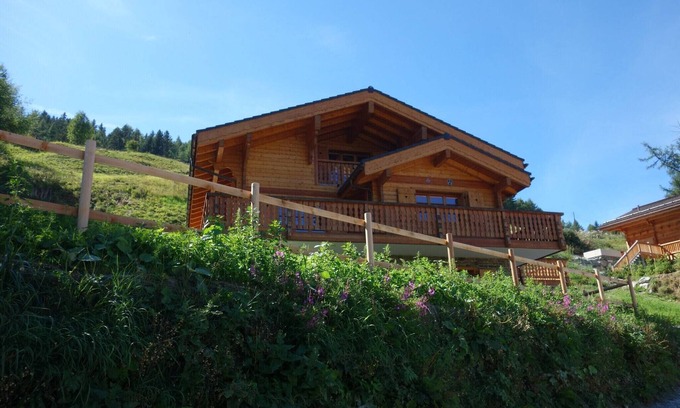 Vex Ski Chalet | Chalet in Les Masses with ski storage
